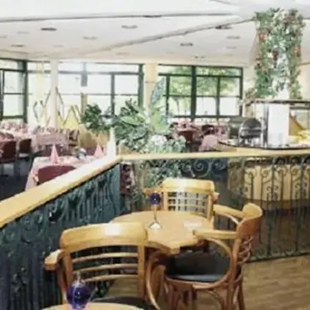 Hotel Grandhotel Esplanade 3*
